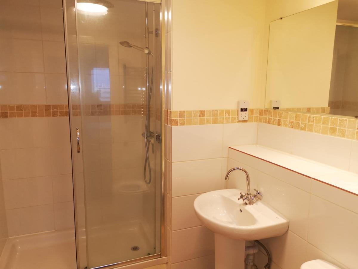 City Centre Penthouse Саутхамптън Екстериор снимка